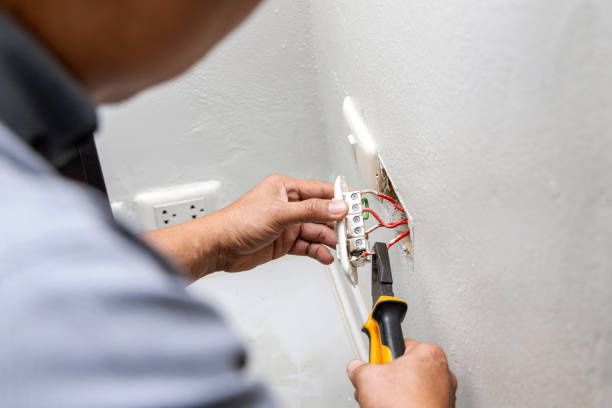 Best Affordable Electrician  in Lake Pocotopaug, CT